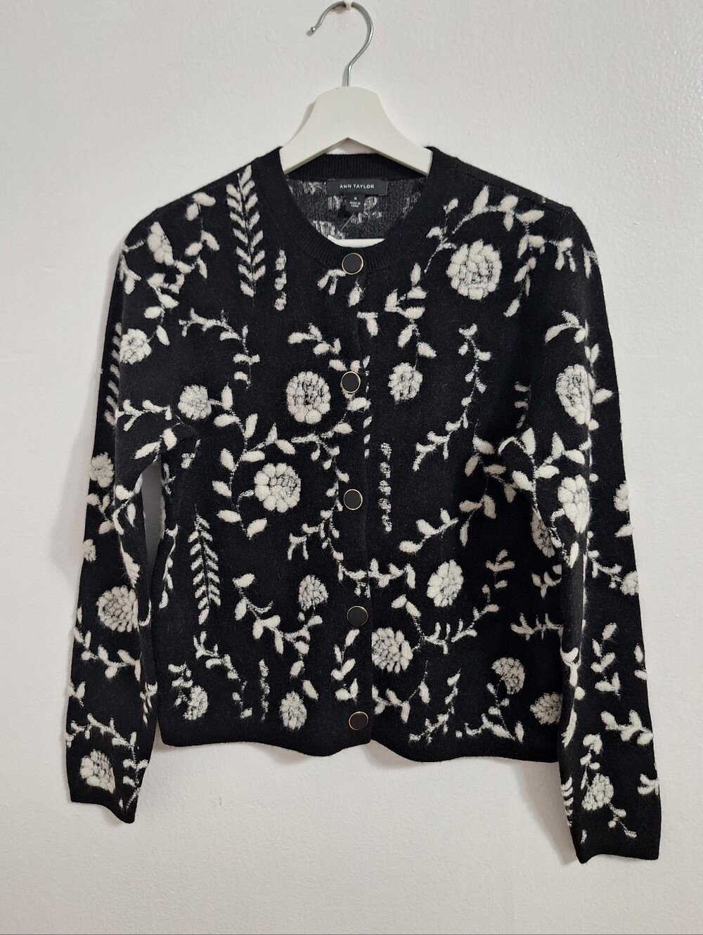 NWT Ann Taylor Black & White Floral Cardigan Sweater